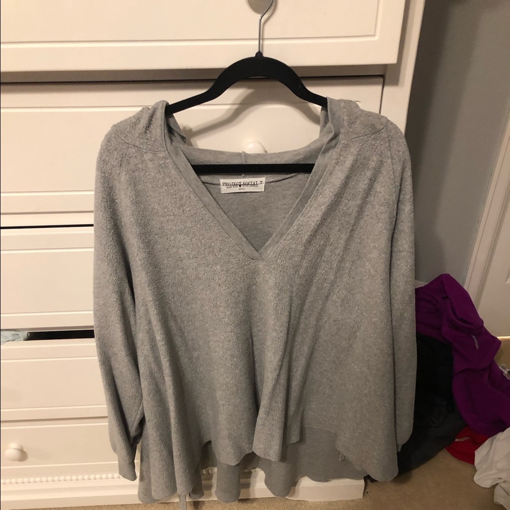 V neck sweater